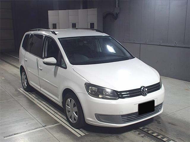 5569 Volkswagen Golf touran 1TCAV 2011 г. (JU Gifu)